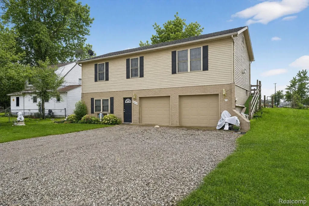 6198 Brancheau Road Berlin Charter Township MI 48166