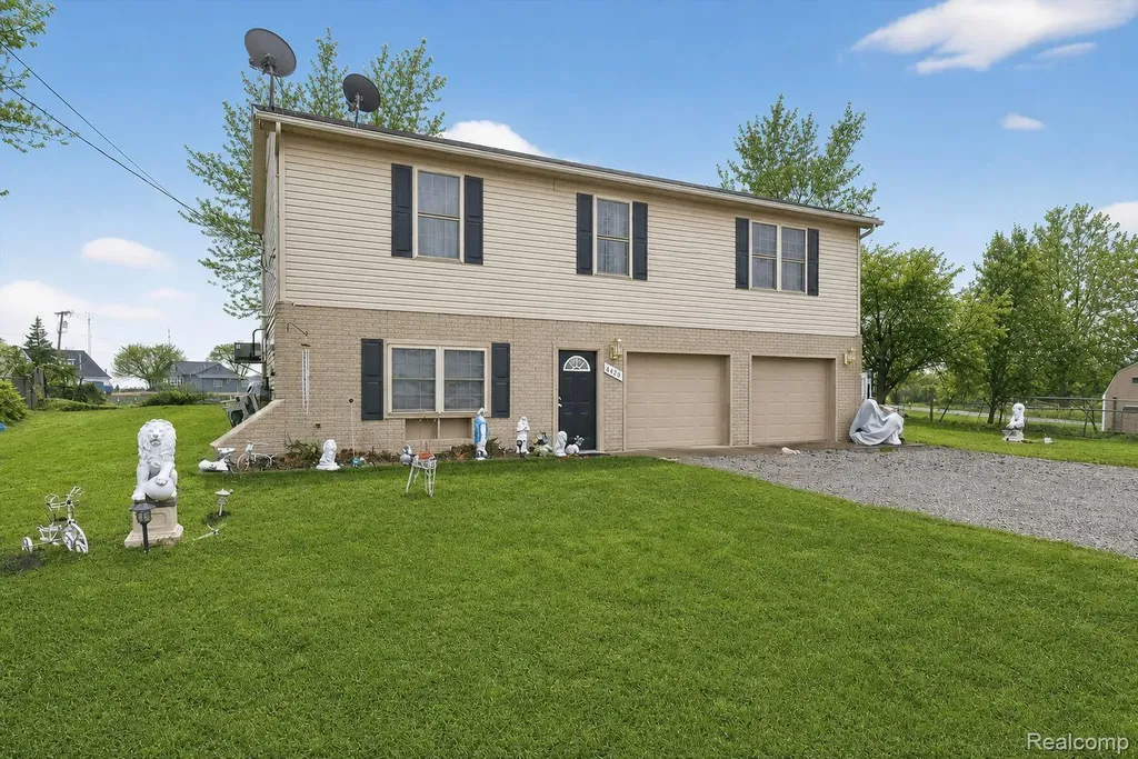 6198 Brancheau Road Berlin Charter Township MI 48166
