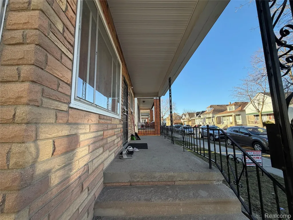 12091 Sobieski Street Hamtramck City MI 48212