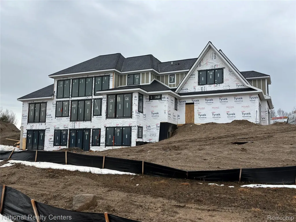 10376 Rosemarie Run Brighton Township MI 48114