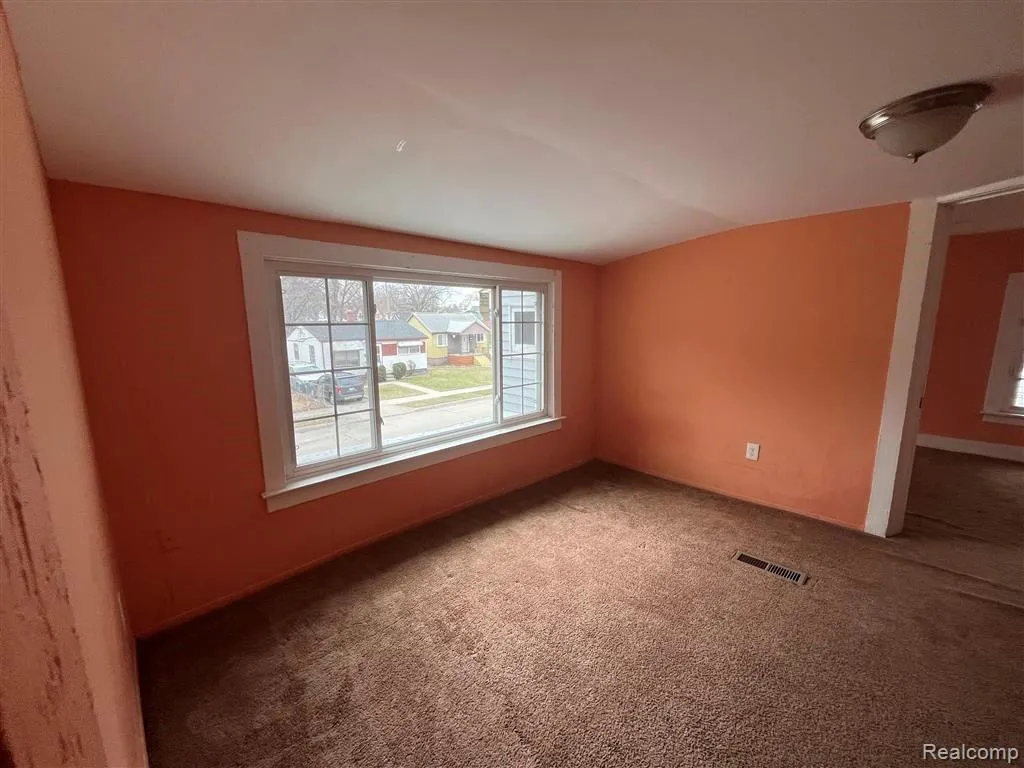 2119 Rome Avenue Warren City MI 48091