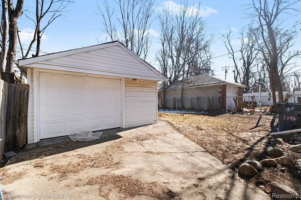 19444 Ryan Road Detroit City MI 48234
