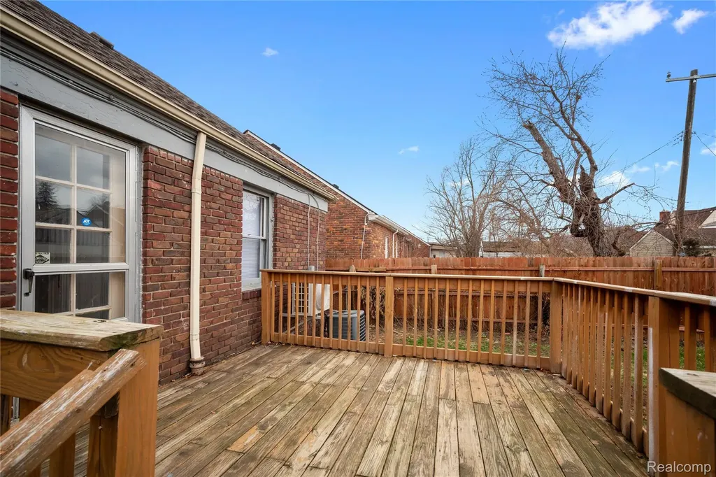 16820 Harlow Street Detroit City MI 48235