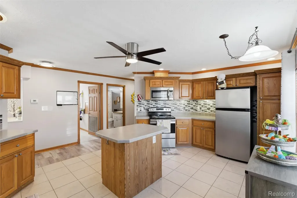 11050 Willowgreen Court Green Oak Township MI 48178