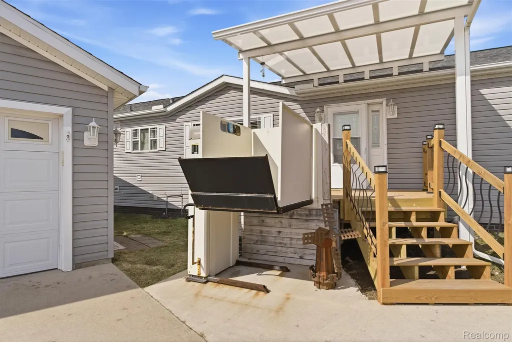 11050 Willowgreen Court Green Oak Township MI 48178