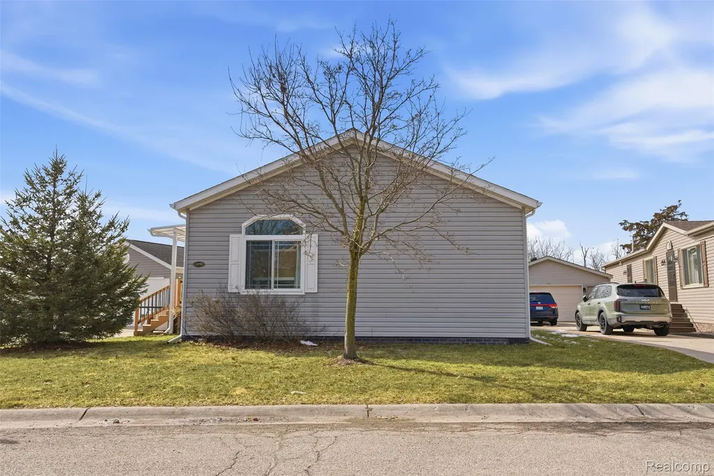 11050 Willowgreen Court Green Oak Township MI 48178