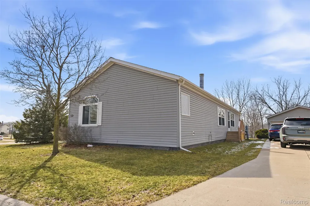 11050 Willowgreen Court Green Oak Township MI 48178