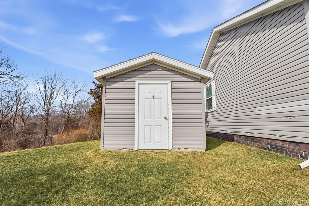 11050 Willowgreen Court Green Oak Township MI 48178
