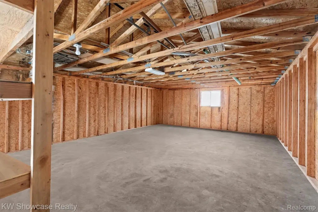 2324 N Duck Lake Road Highland Charter Township MI 48356