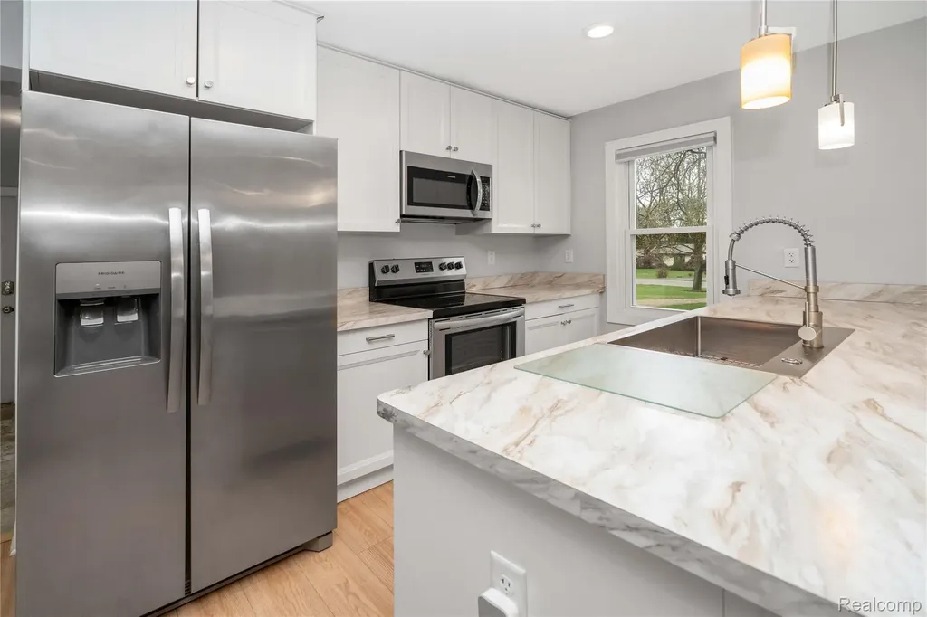 620 S Briarvale Drive Auburn Hills City MI 48326