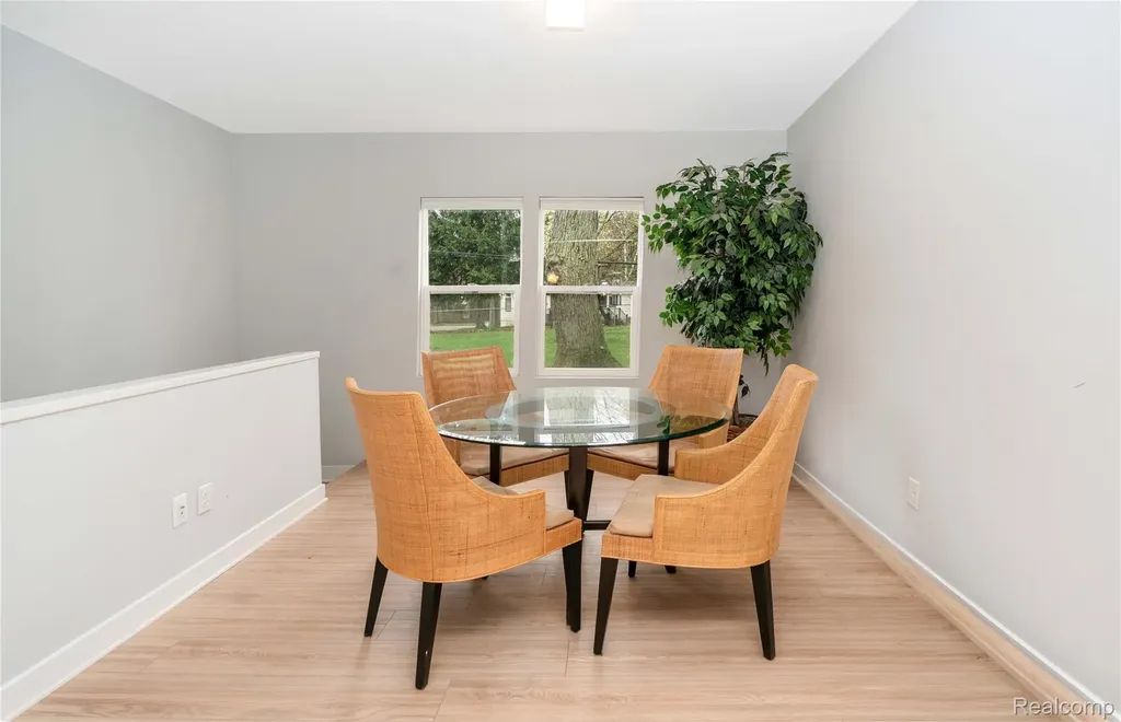 620 S Briarvale Drive Auburn Hills City MI 48326