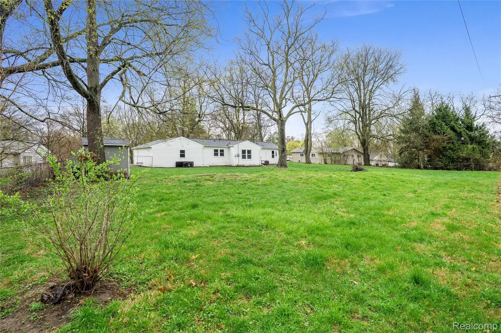 620 S Briarvale Drive Auburn Hills City MI 48326