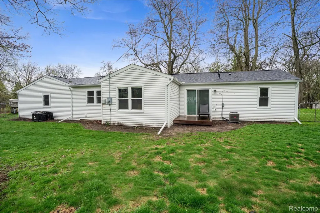620 S Briarvale Drive Auburn Hills City MI 48326