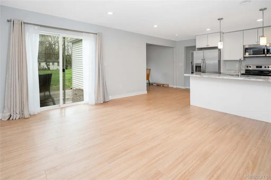 620 S Briarvale Drive Auburn Hills City MI 48326