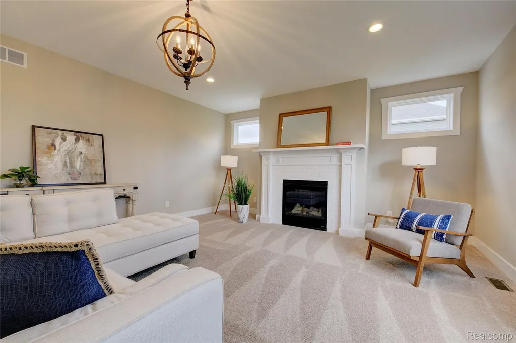 639 Round Rock (moh83) Marion Township MI 48843