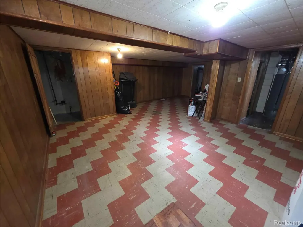 25784 Collingwood Street Roseville City MI 48066