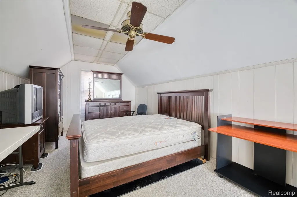 2019 Hyland Street Ferndale City MI 48220