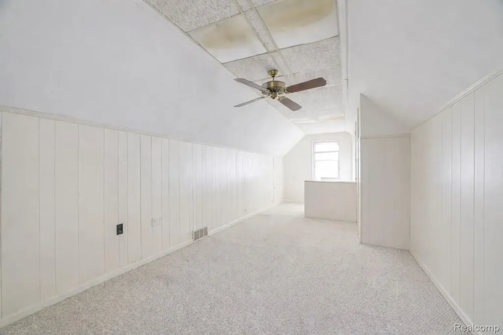 2019 Hyland Street Ferndale City MI 48220