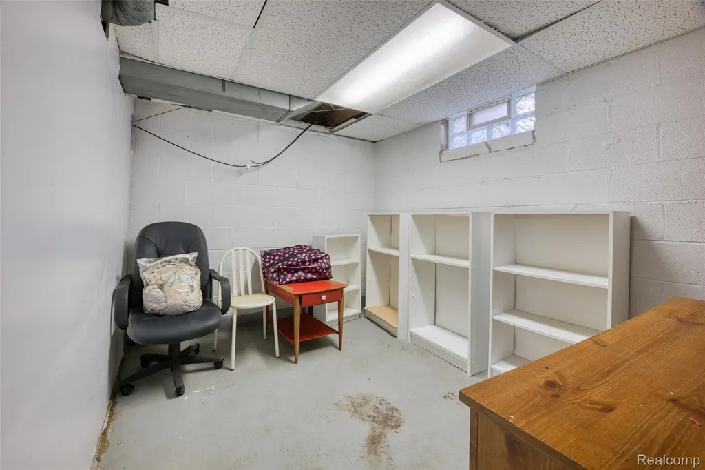 2019 Hyland Street Ferndale City MI 48220
