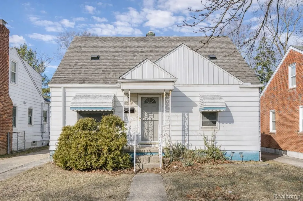 2019 Hyland Street Ferndale City MI 48220