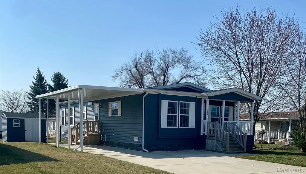1698 Solo Lane Frenchtown Township MI 48166