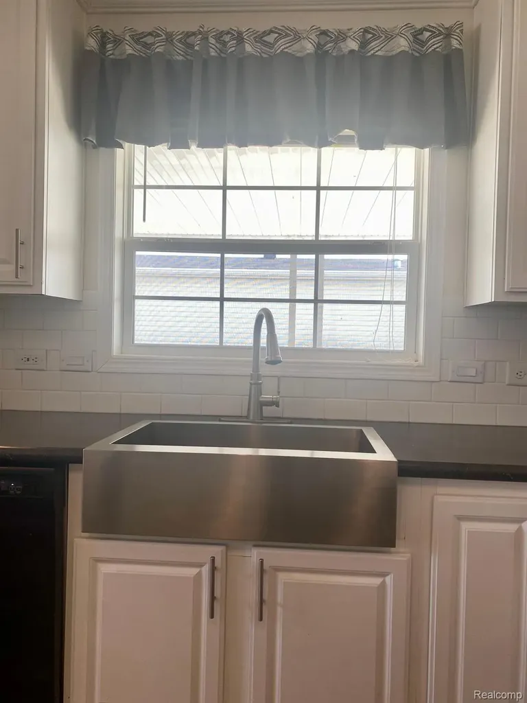 1698 Solo Lane Frenchtown Township MI 48166