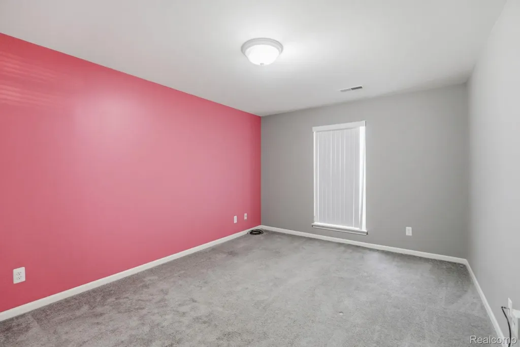 51602 Stern Lane Chesterfield Township MI 48051