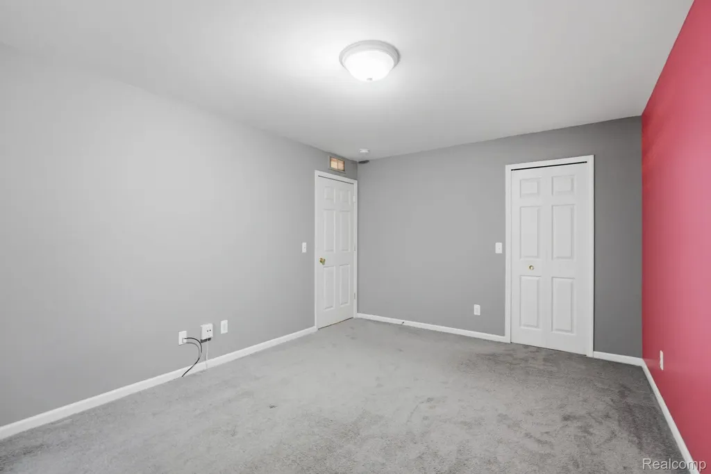 51602 Stern Lane Chesterfield Township MI 48051