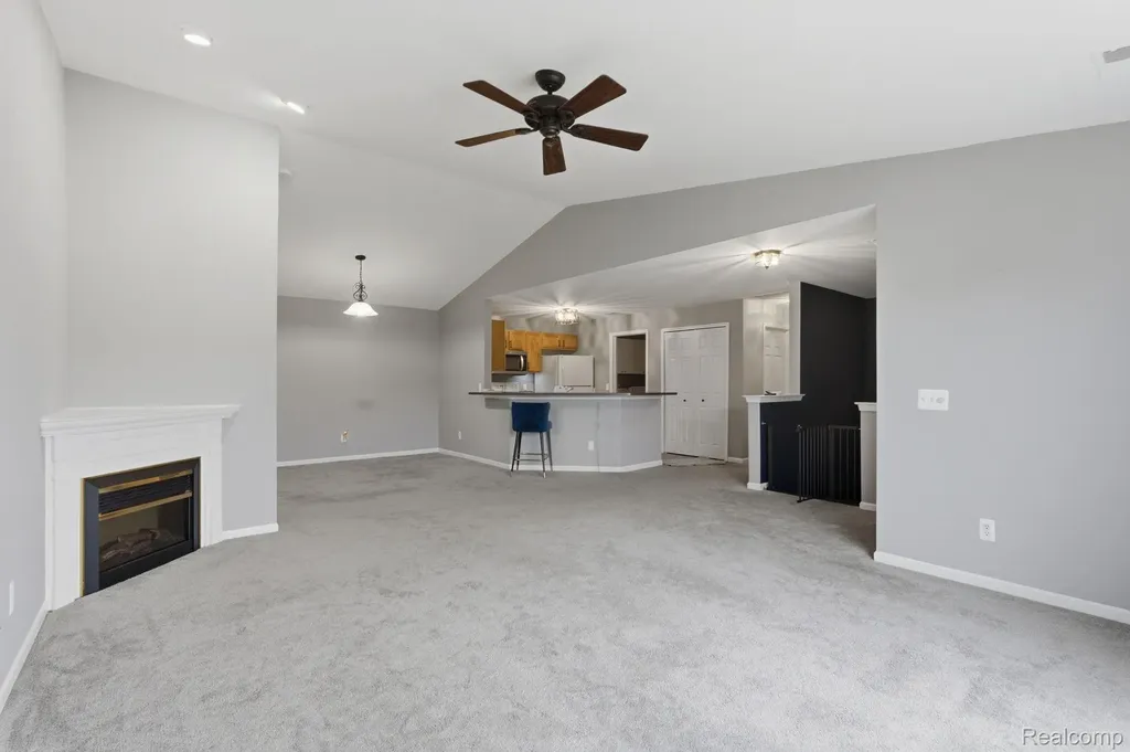 51602 Stern Lane Chesterfield Township MI 48051