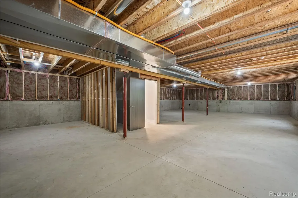 18654 Oldfield Road New Buffalo Township MI 49117
