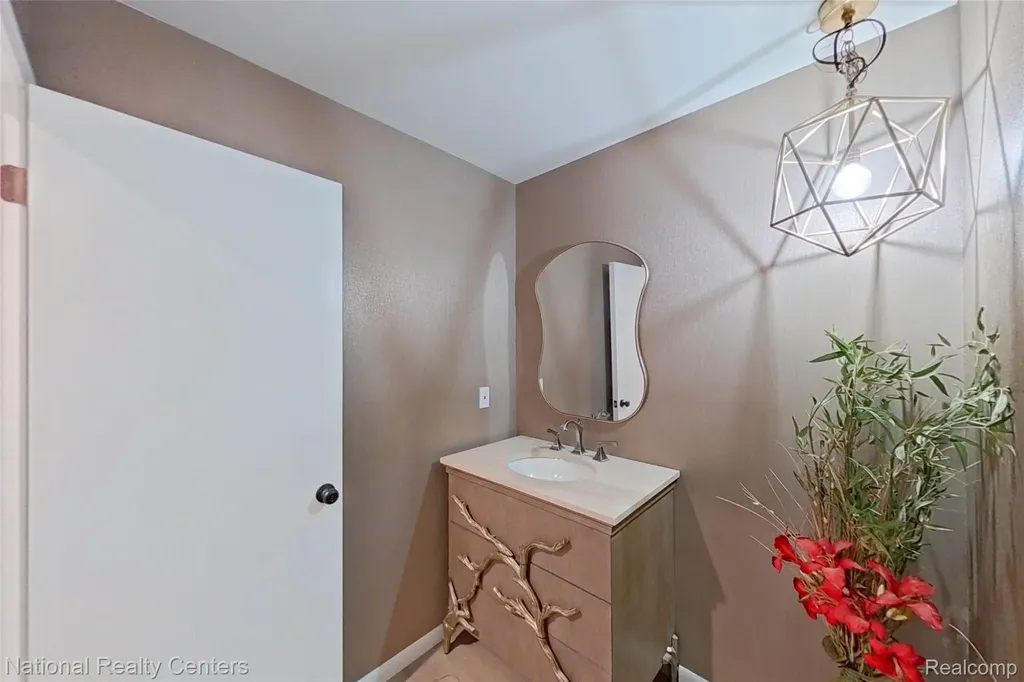 7103 Pebble Park Drive West Bloomfield Charter Township MI 48322