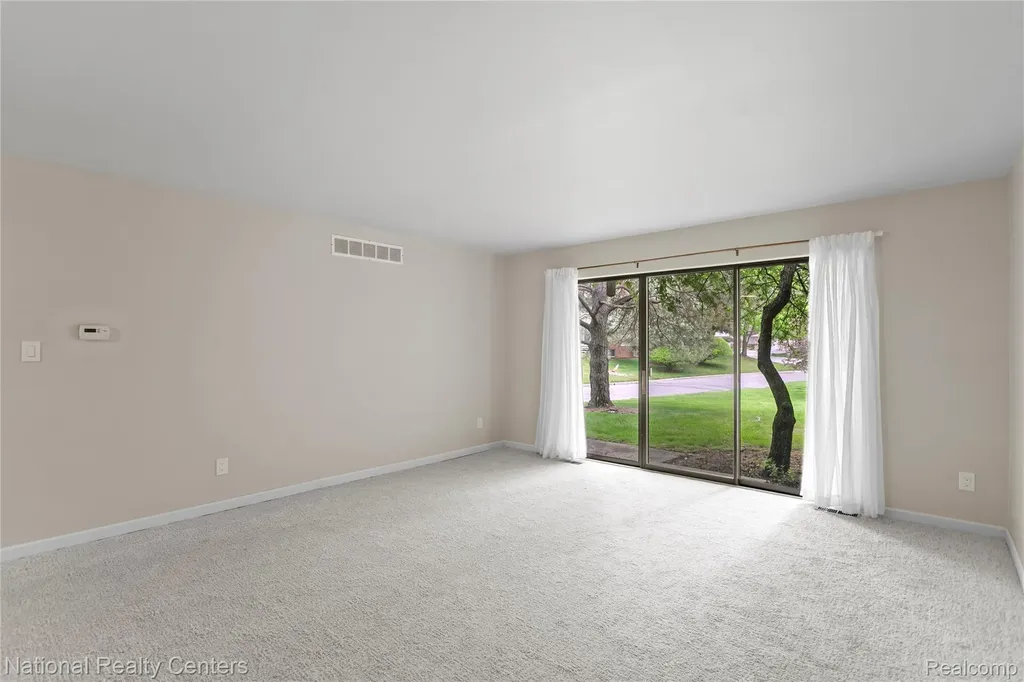 7103 Pebble Park Drive West Bloomfield Charter Township MI 48322