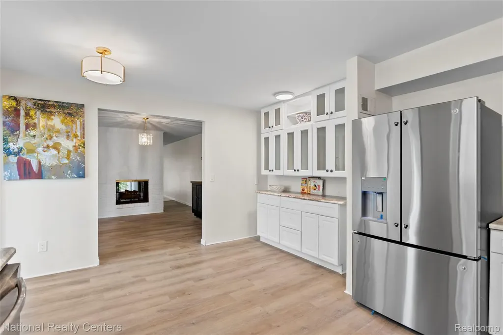 7103 Pebble Park Drive West Bloomfield Charter Township MI 48322