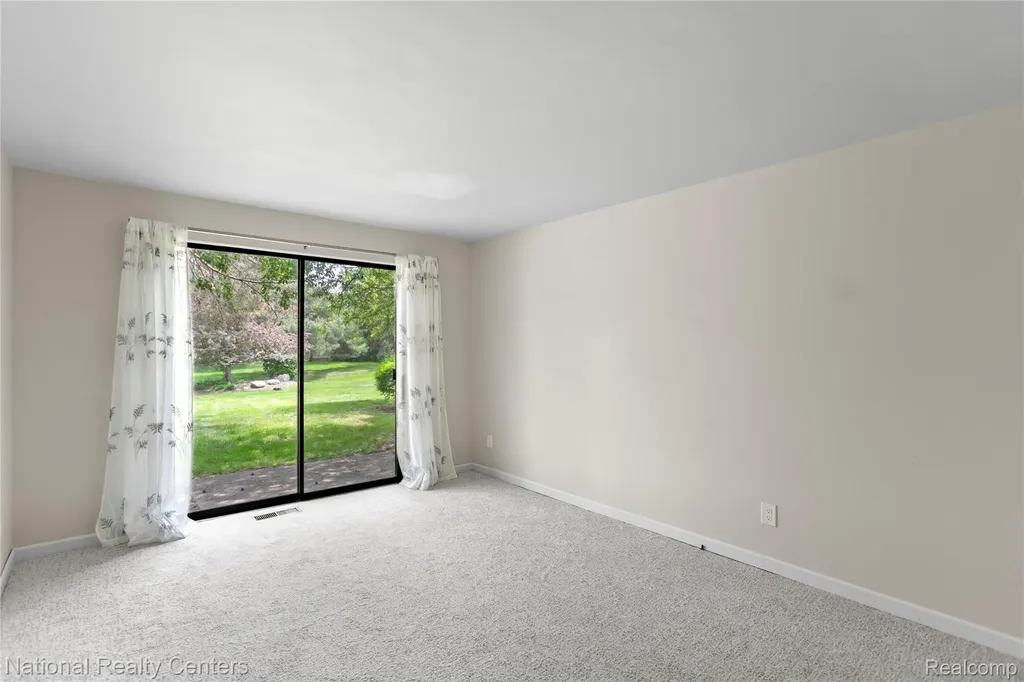7103 Pebble Park Drive West Bloomfield Charter Township MI 48322