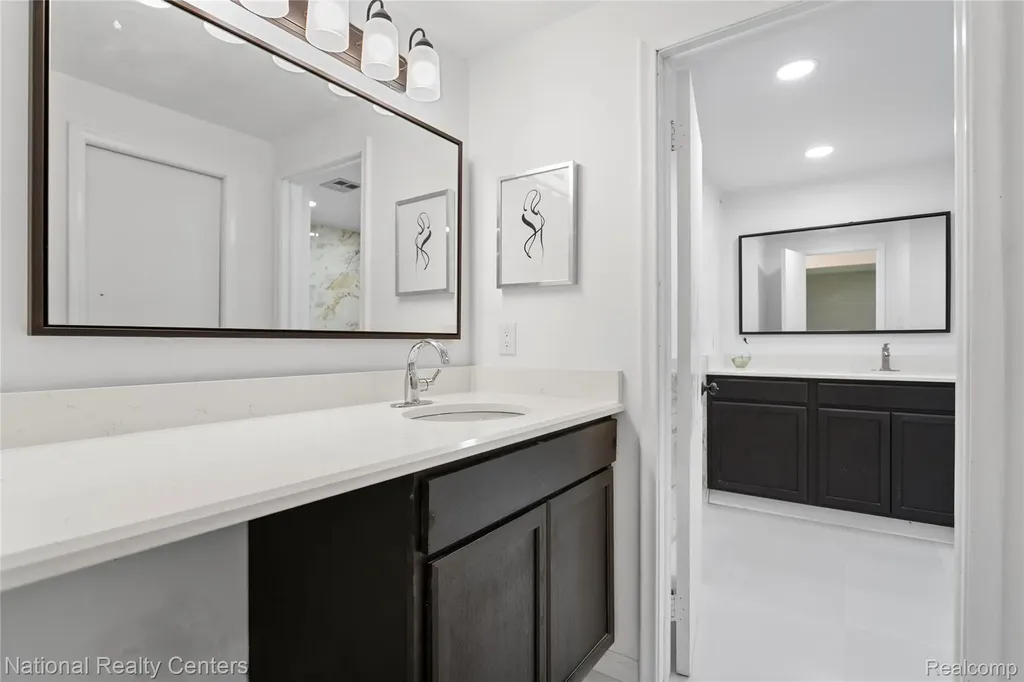 7103 Pebble Park Drive West Bloomfield Charter Township MI 48322