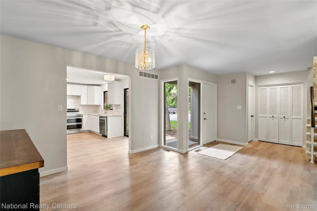 7103 Pebble Park Drive West Bloomfield Charter Township MI 48322