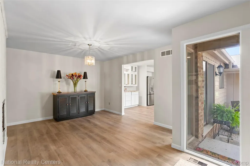 7103 Pebble Park Drive West Bloomfield Charter Township MI 48322