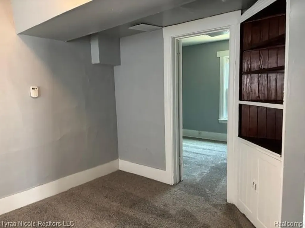 49 Orchard Street River Rouge City MI 48218