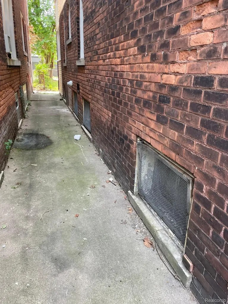 7633 Woodrow Wilson Street Detroit City MI 48206