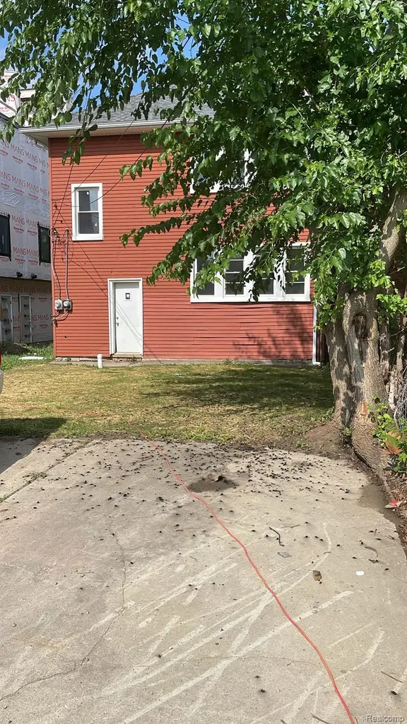 7633 Woodrow Wilson Street Detroit City MI 48206