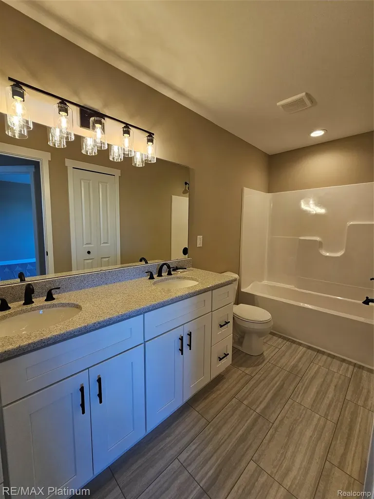 13147 Westwinds Drive Fenton Charter Township MI 48451