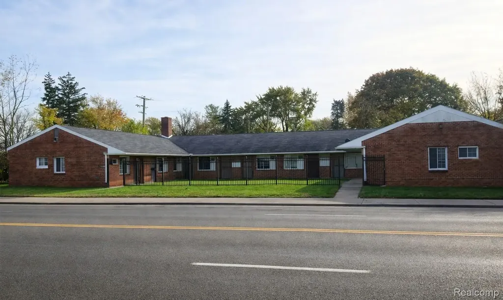 12927 Plymouth Road Detroit City MI 48227