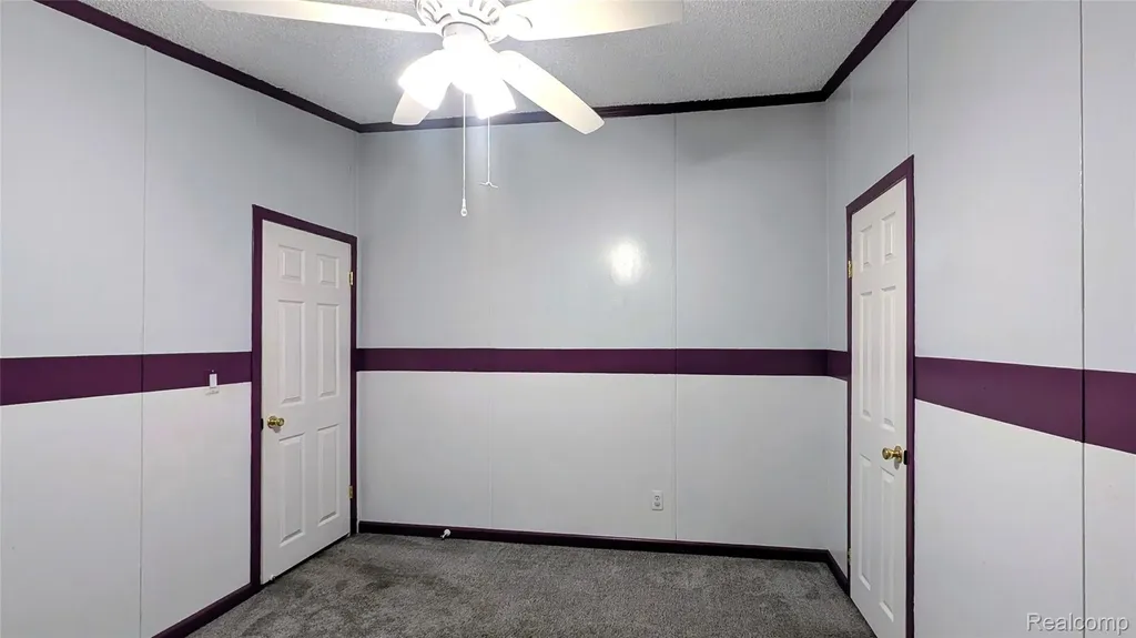 29403 Wedgewood Flat Rock City MI 48134