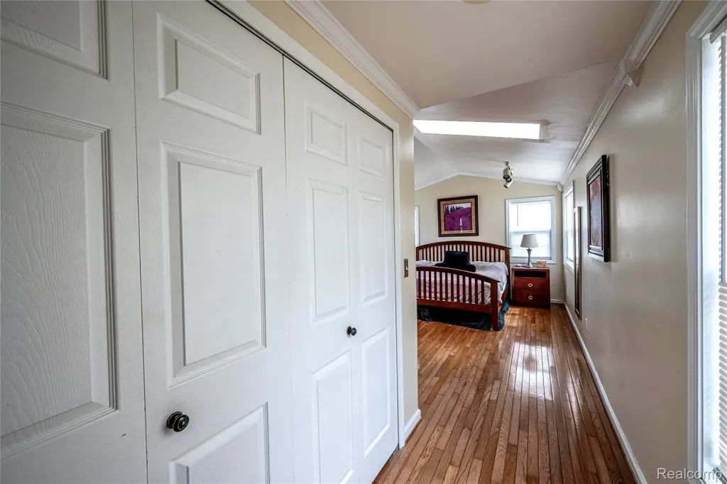 1700 Linwood Avenue Royal Oak City MI 48067