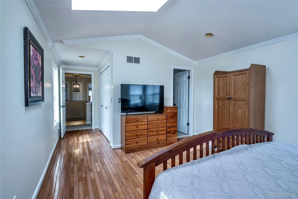 1700 Linwood Avenue Royal Oak City MI 48067