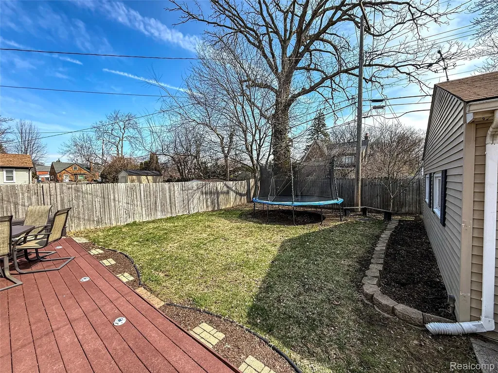1700 Linwood Avenue Royal Oak City MI 48067