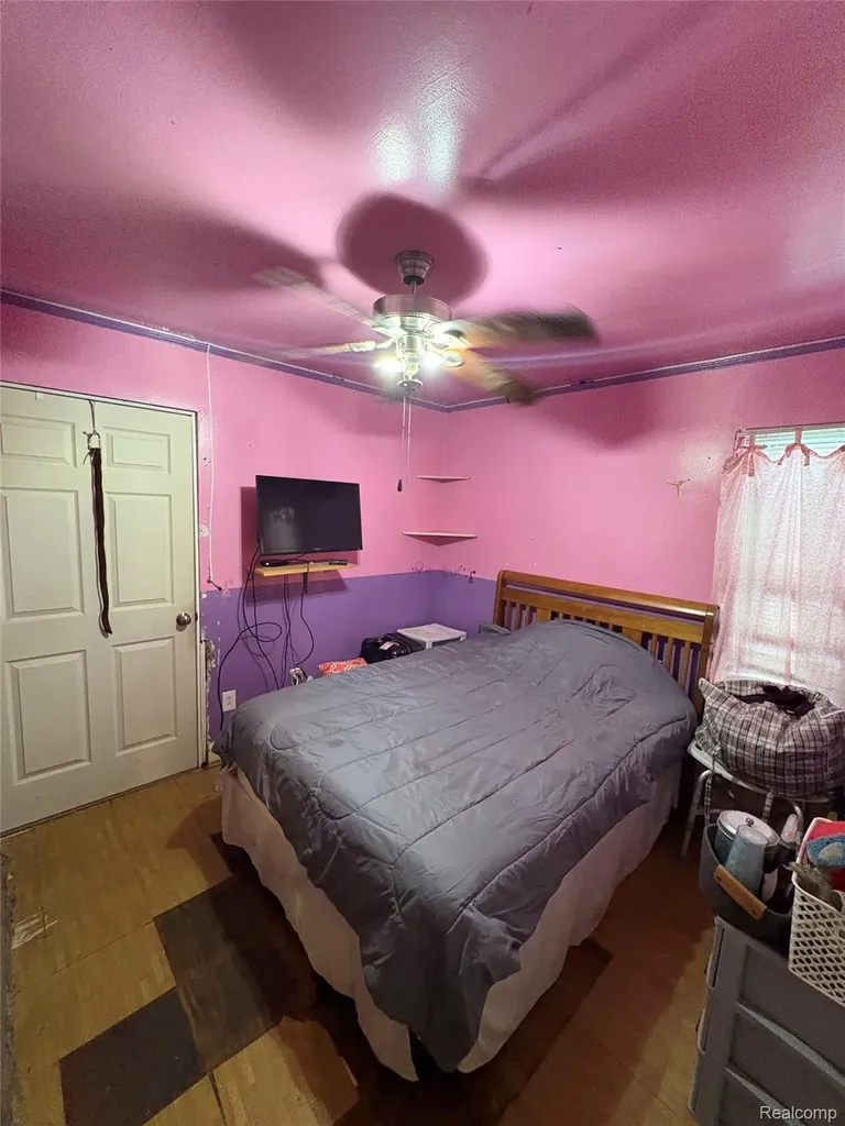18668 Robson Street Detroit City MI 48235