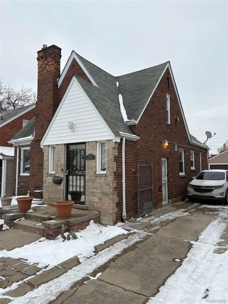 18668 Robson Street Detroit City MI 48235