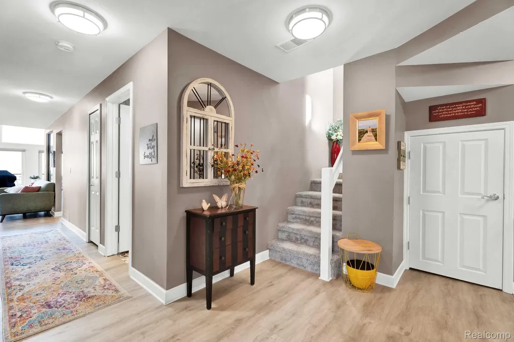 37824 Jefferson Avenue Harrison Charter Township MI 48045