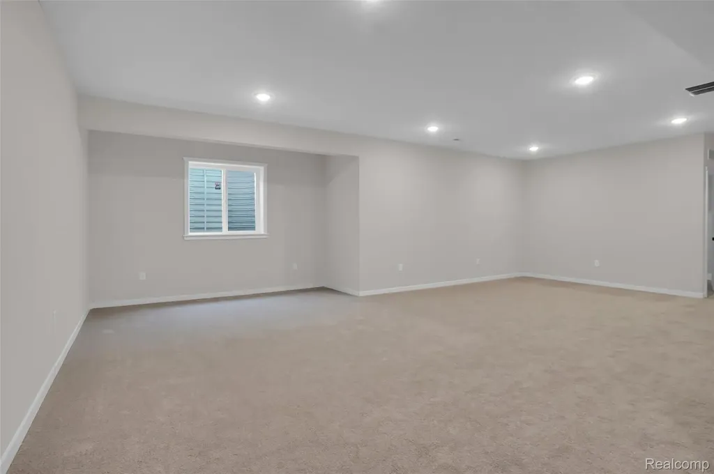 348 Mcdowell Drive Marion Township MI 48843